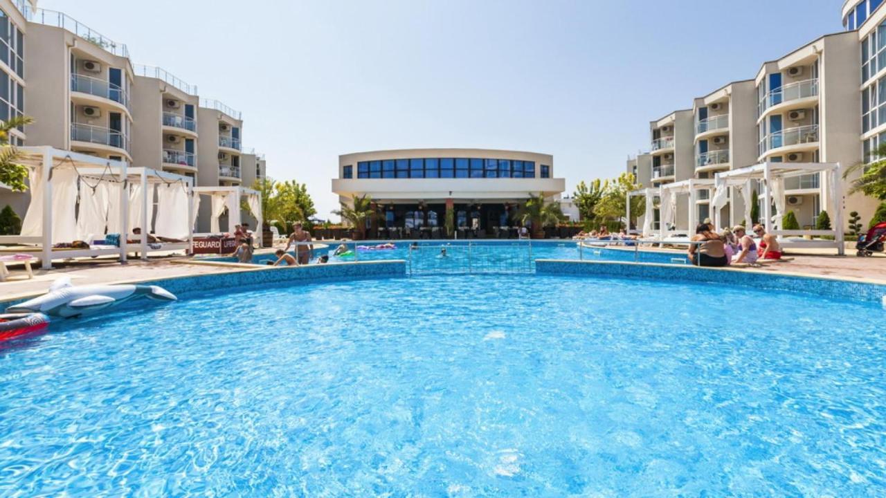 Design Studio In Atlantis Resort&Spa, Burgas Airport Eksteriør bilde