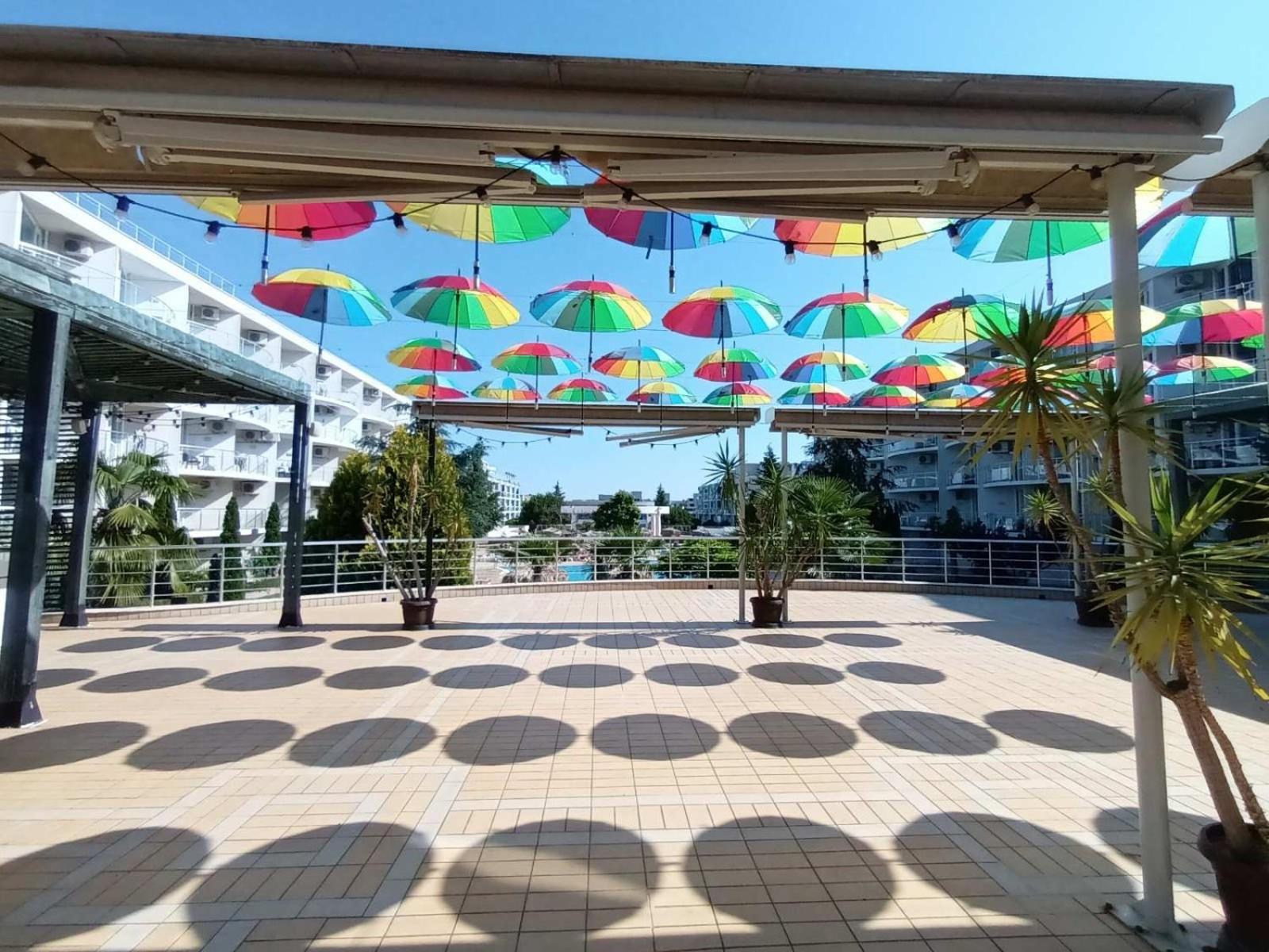Design Studio In Atlantis Resort&Spa, Burgas Airport Eksteriør bilde